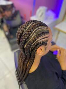 Beauté Fatale Rouen, Commerçant