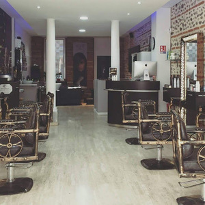 ARTS.SD —Coiffure Jeanne D'Arc Toulouse, Commerçant