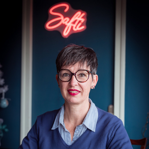 Julie MOLLER Guéret, Commerçant